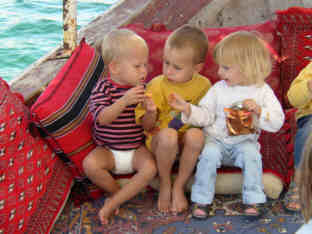 musandam_kids_chips